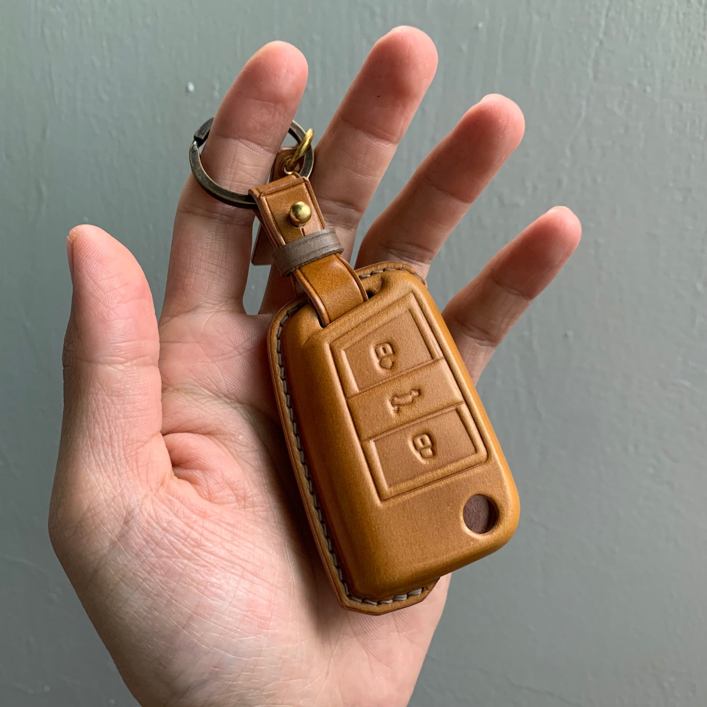 Skoda key fob cover, Shell Cordovan