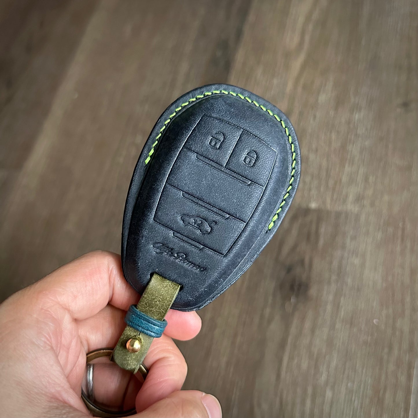 Alfa Romeo key fob cover, Pueblo leather