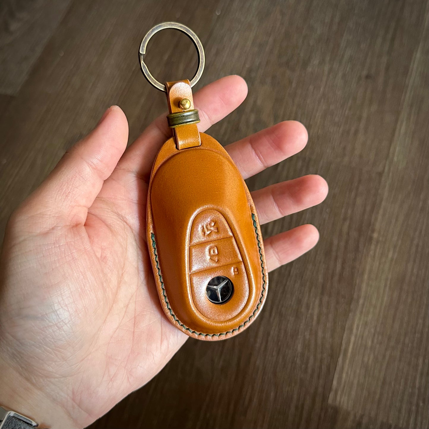 Mercedes-Benz key fob cover, Shell Cordovan