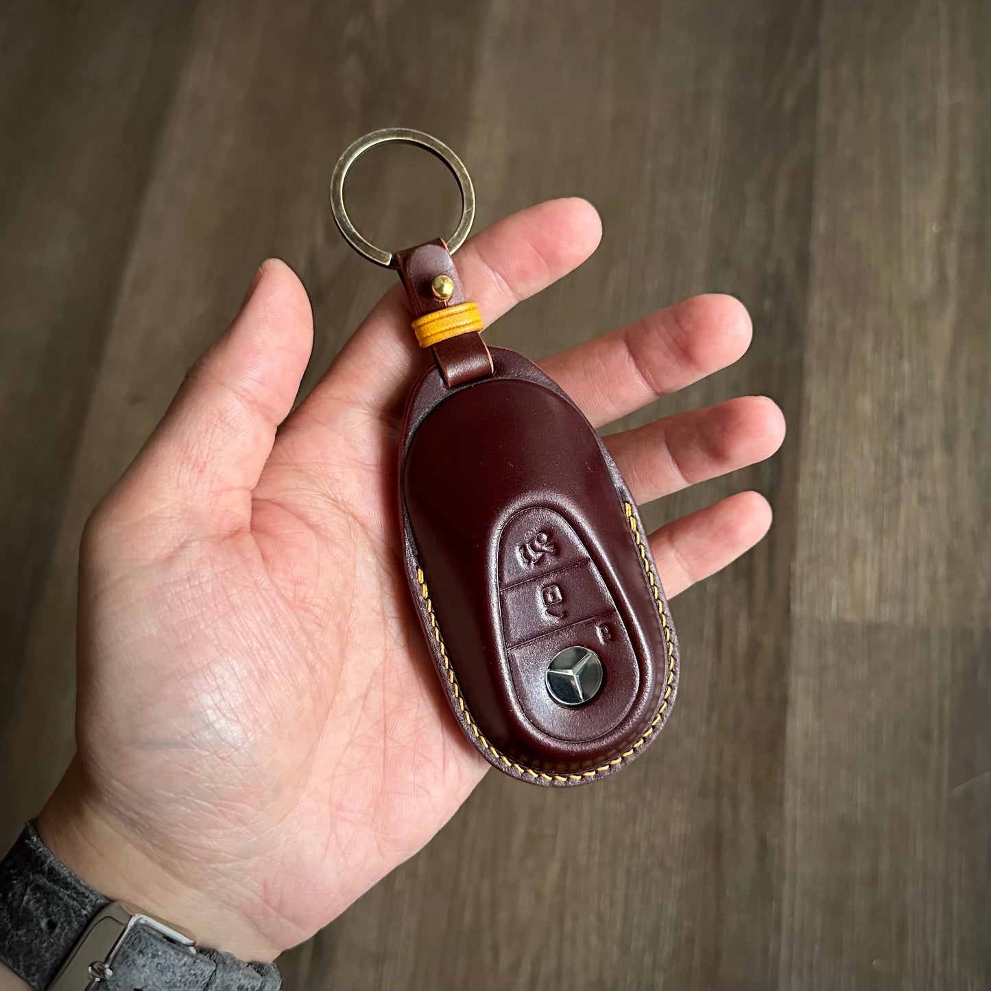 Mercedes-Benz key fob cover, Shell Cordovan