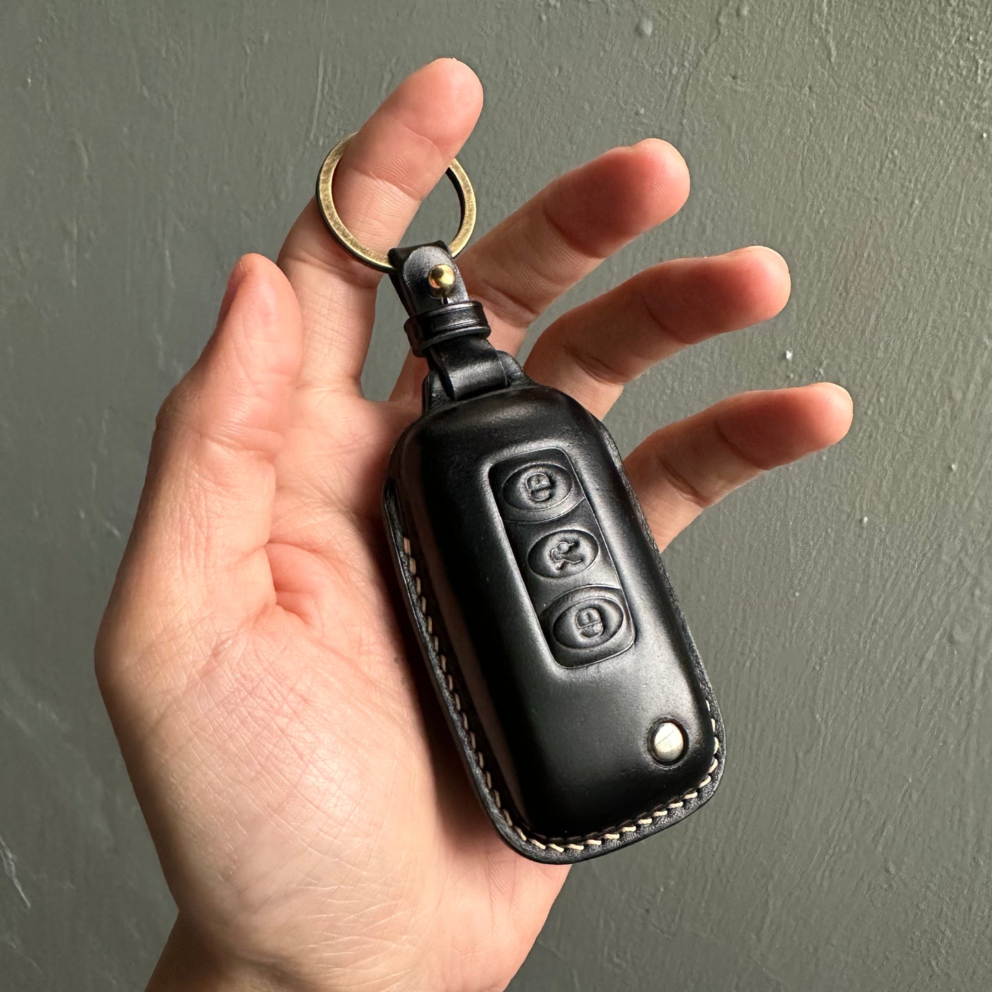Bentley key fob cover, Bentley Leather key case, Shell Cordovan