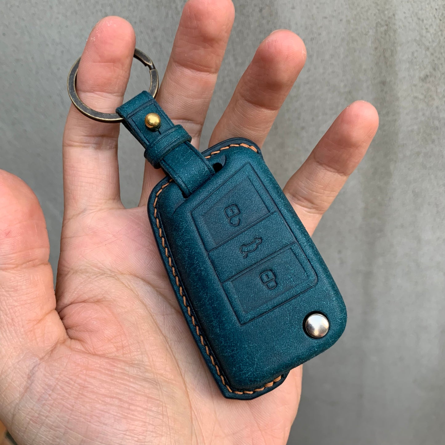 Volkswagen key fob, Pueblo leather key case