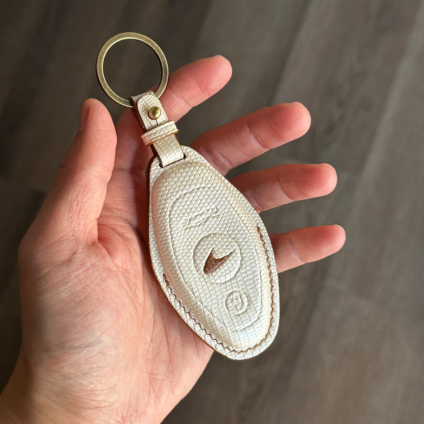 Exquisite Handmade McLaren Leather Key Case | Luxury Gift for Car Lovers, 570S/720S/650S/Artura, Lizard leather