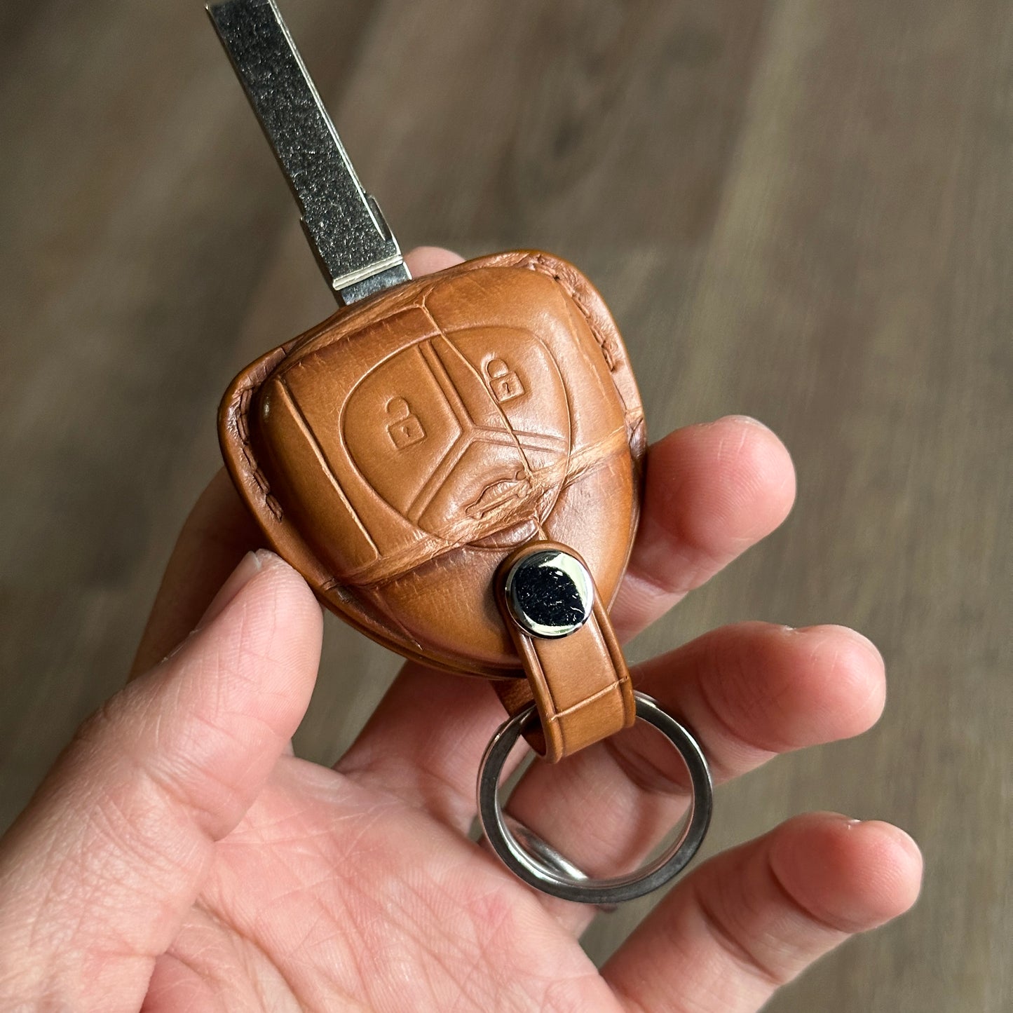 Handmade Brown Alligator Leather Key Case for Ferrari F8