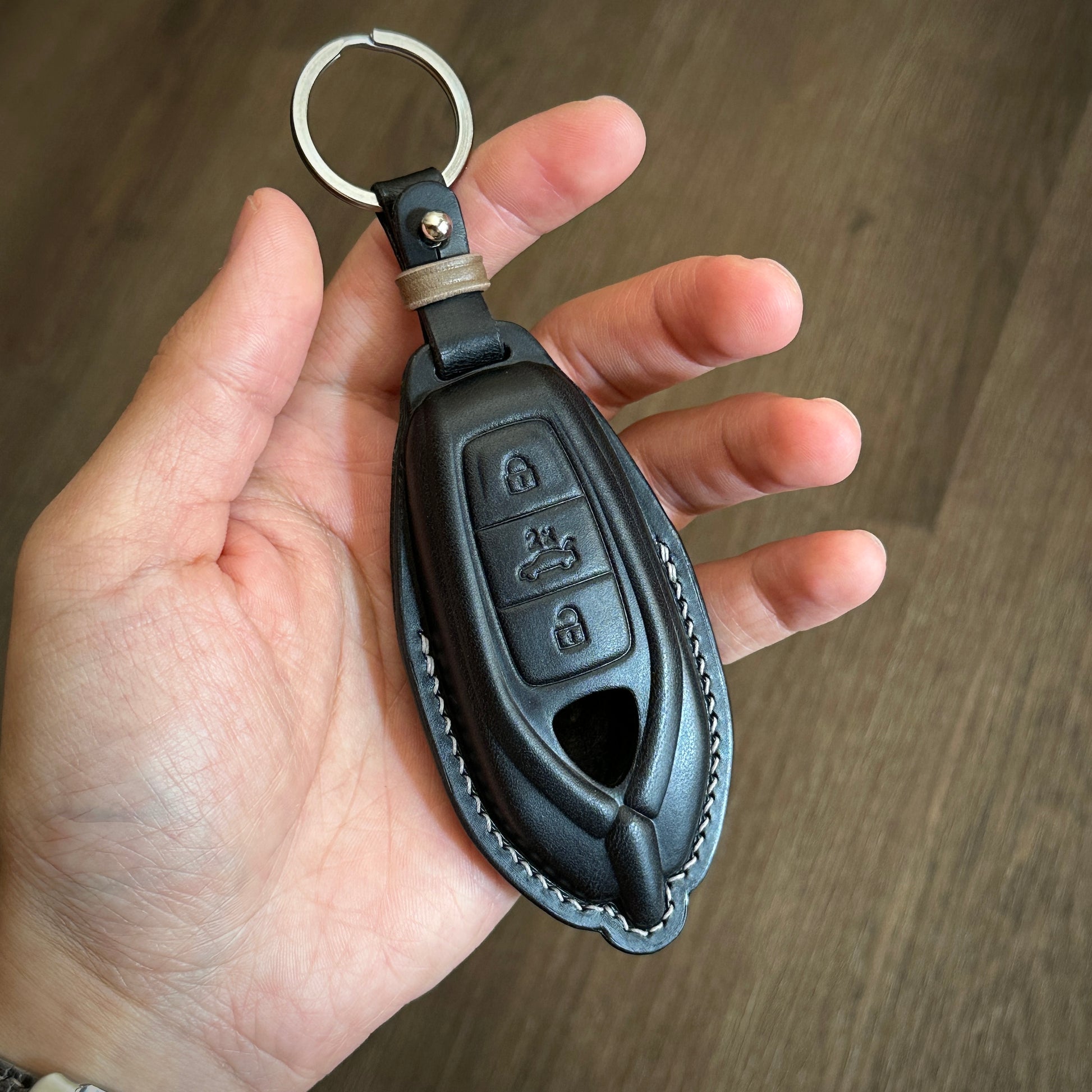 Handmade Black Buttero Leather Key Case for Lamborghini