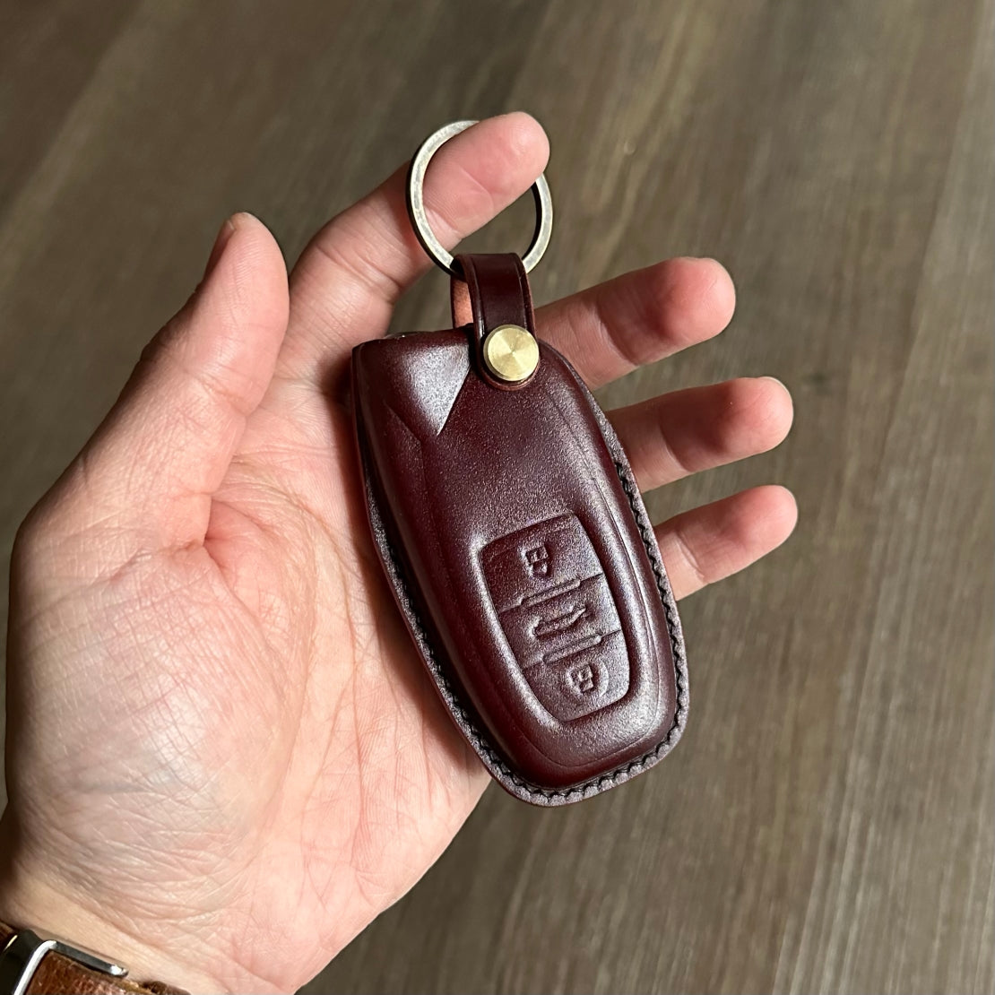 Premium Burgundy Shell Cordovan Key Case for Lamborghini